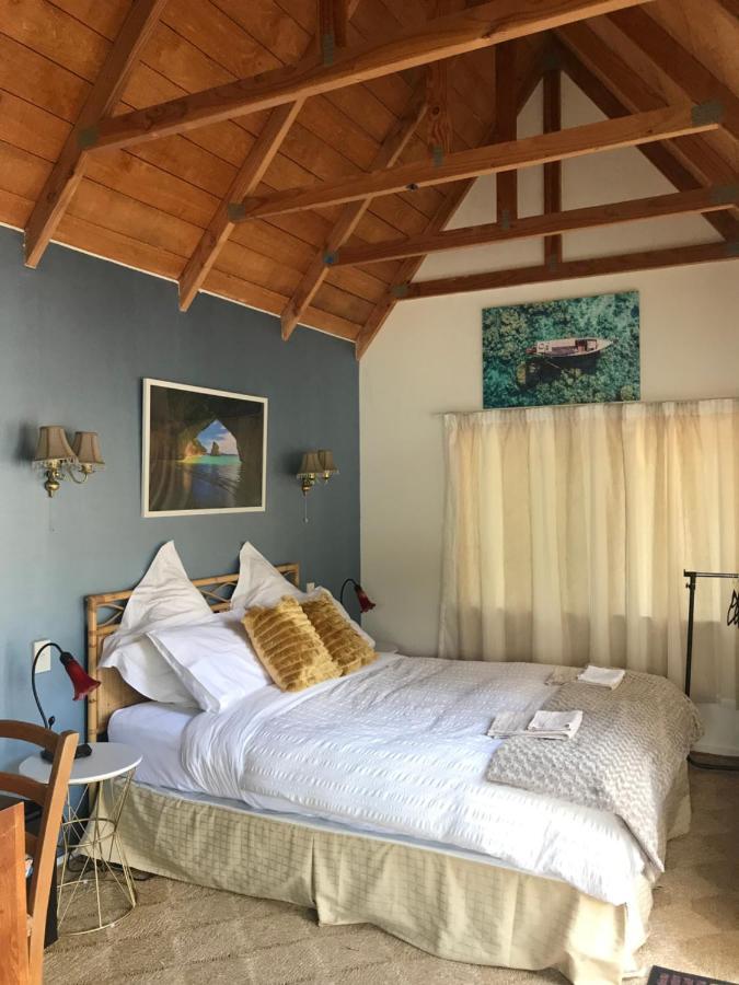Waterfront Bed And Breakfast Пиктън Екстериор снимка