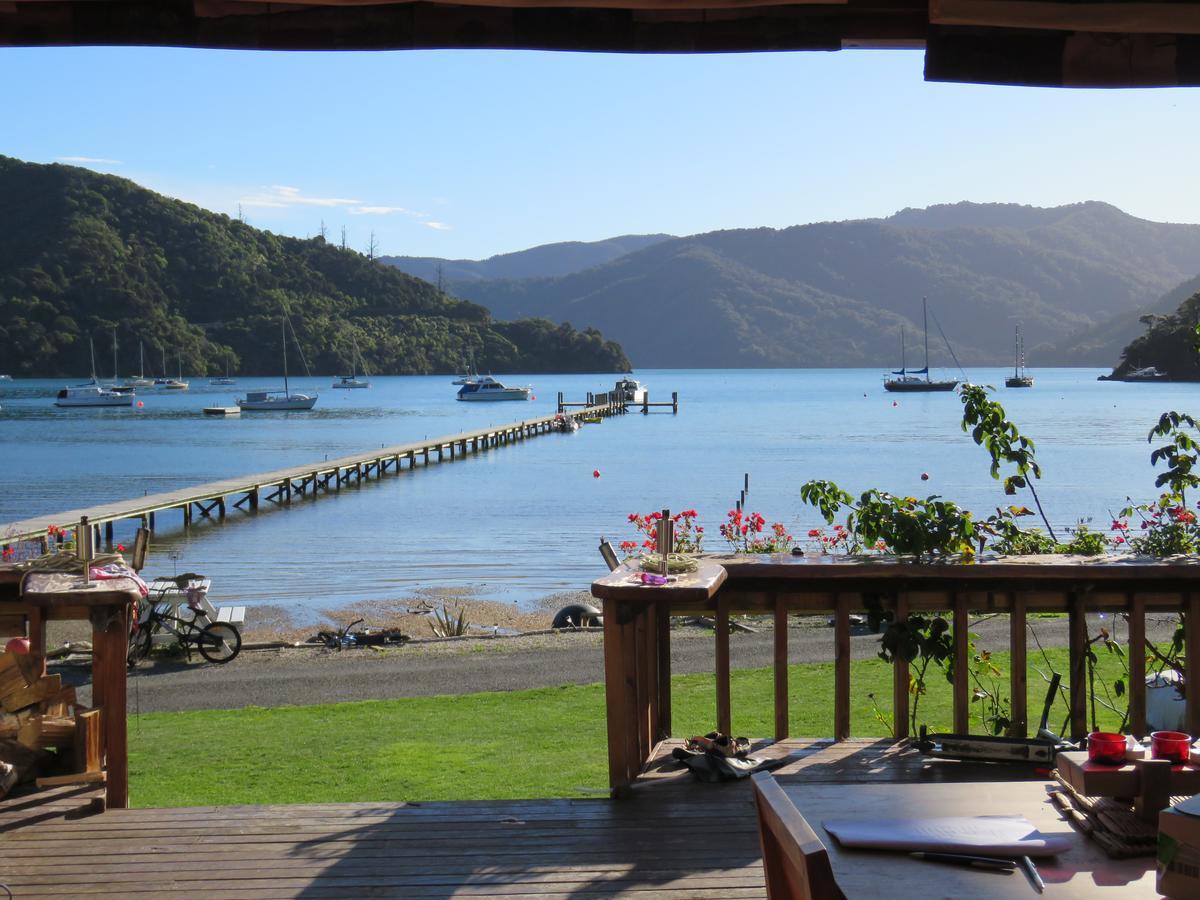 Waterfront Bed And Breakfast Пиктън Екстериор снимка